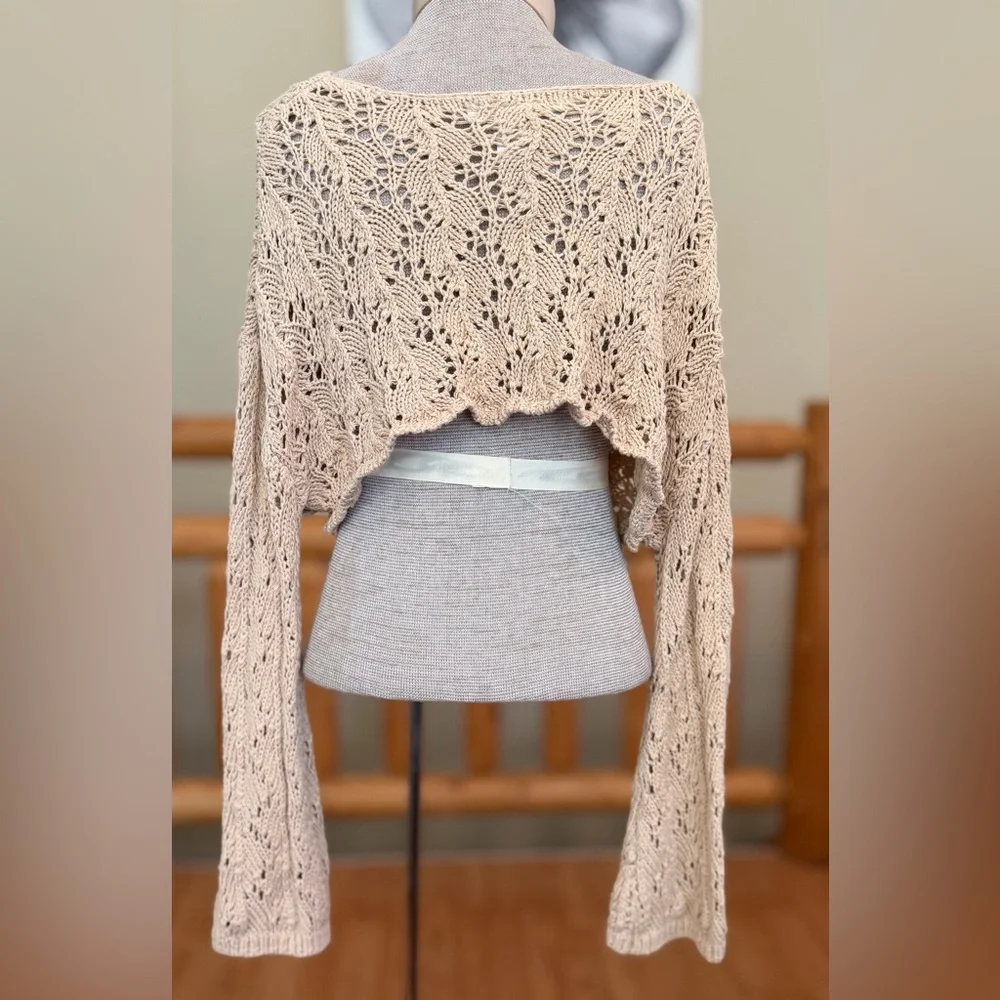 Altar’d State Cropped Open Knit Sweater Beige Size Small